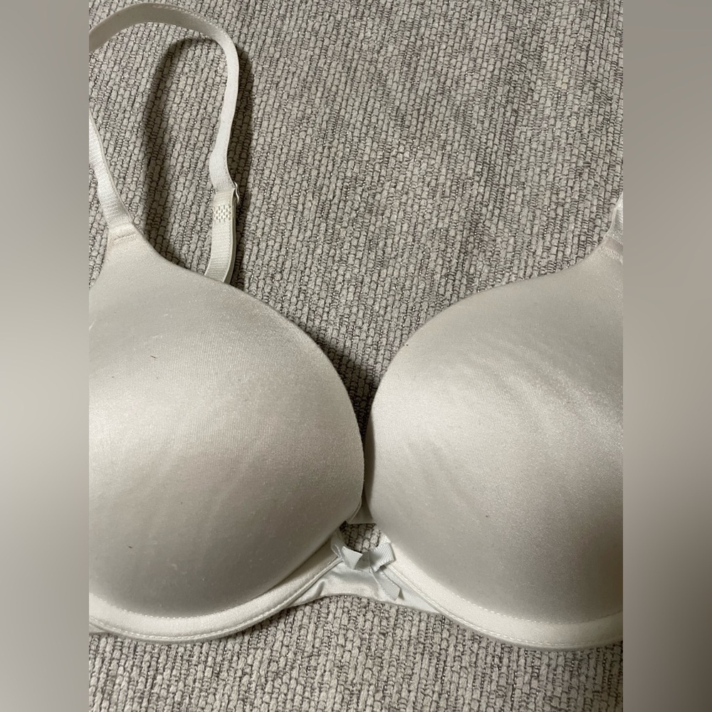 ✨Brooke Aerie White Bra Size 32C - Picture 2 of 6